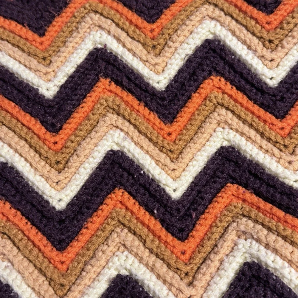 VTG Handmade Afghan Throw Blanket Zigzag Chevron Crochet Halloween Pumpkin Fall